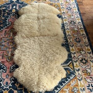 Large Genuine Sheepskin Rug throw pelt - 62x26